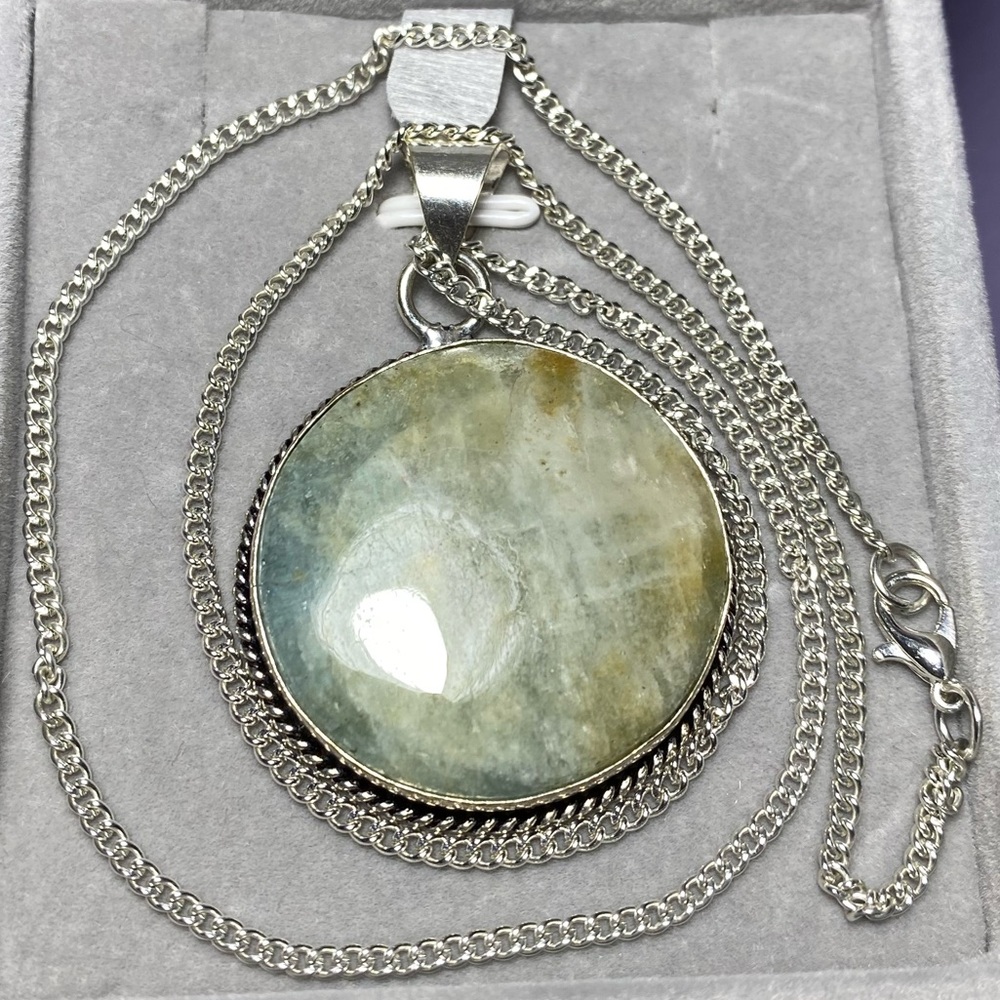 AQUAMARINE PENDANT IN 925 STERLING SILVER W/ 14K WG PLATED CHAIN